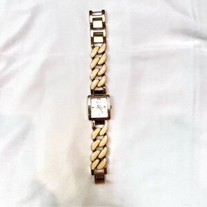 Elegant Gold and Cream Women's Watch